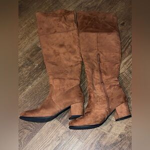 Women's Tan Suede Knee-High Boots
